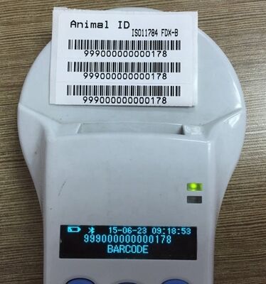 Прочный пластиковый портативный RFID-считыватель FOFIA с OLED-экраном 128x32 / USB для использования на больших расстояниях для домашних животных и ферм / ранчо